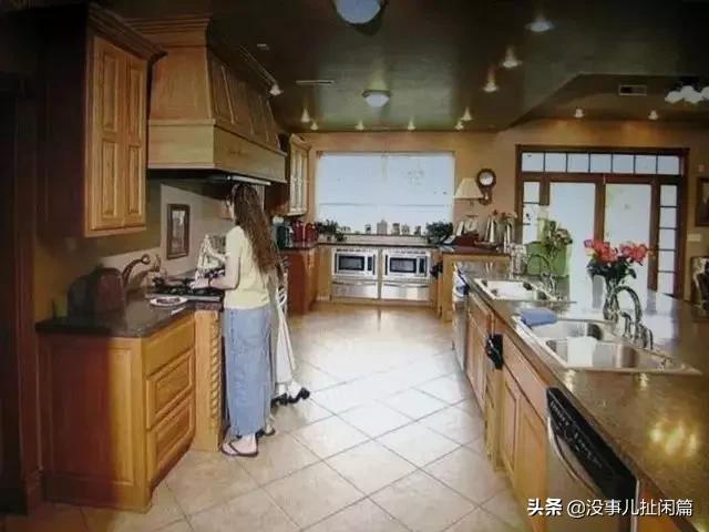 美国夫妻可以生几个孩子,美国夫妇生了十九胞胎