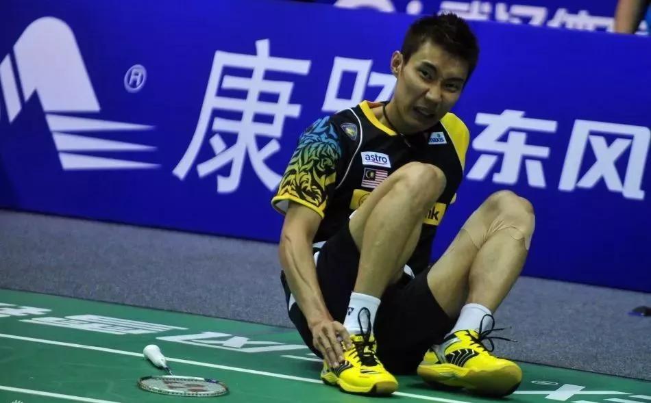 打羽毛球注意事项防止受伤,打羽毛球如何避免一切伤病