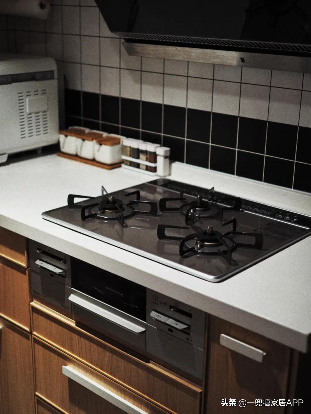 1.4米层高怎么扩大空间感,7个装修显高法拯救层高太低烦恼