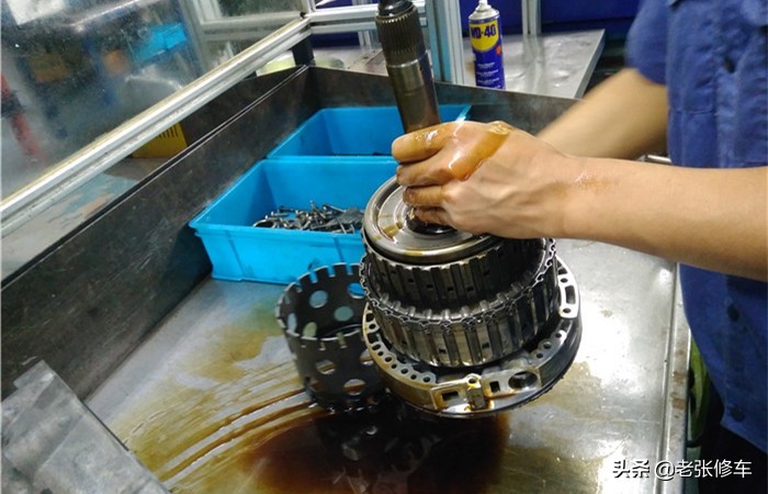 宝马3系传动故障车抖动大,宝马车主吐槽3系变速箱顿挫冲击