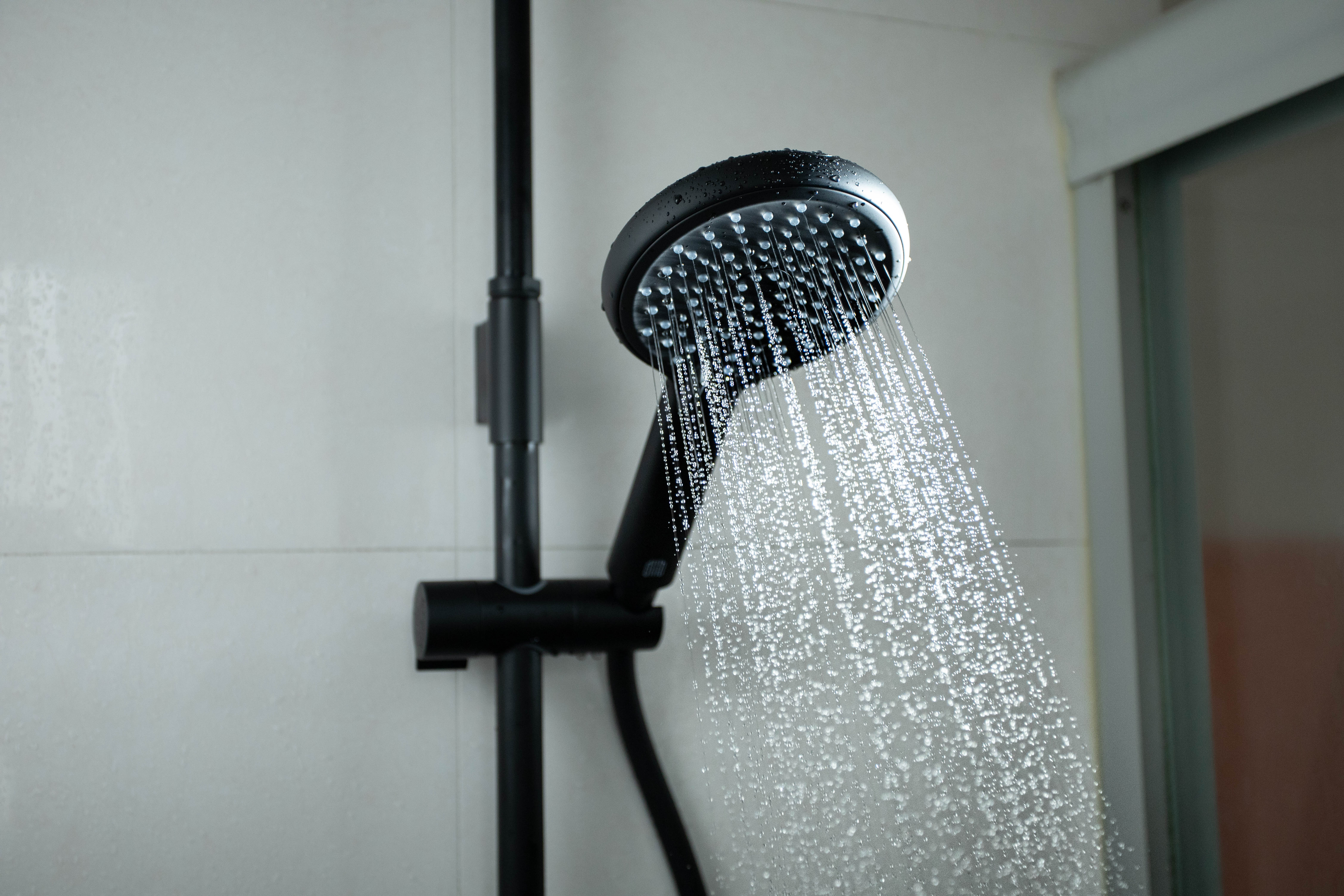 大白霸王灰淋浴花洒测评,大白皓月淋浴花洒评测