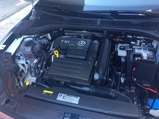 新一代大众速腾尺寸,全新一代速腾凸显高级感