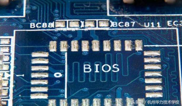 电脑主板电池没电蓝屏怎么处理,电脑主板电池没电了会怎样视频