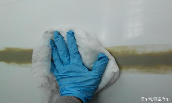 车侧面凹下去了怎么修复,怎么处理车凹陷