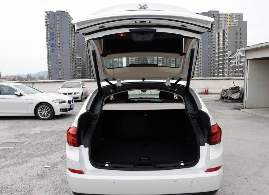 宝马5系GT降至55万值不值得下手