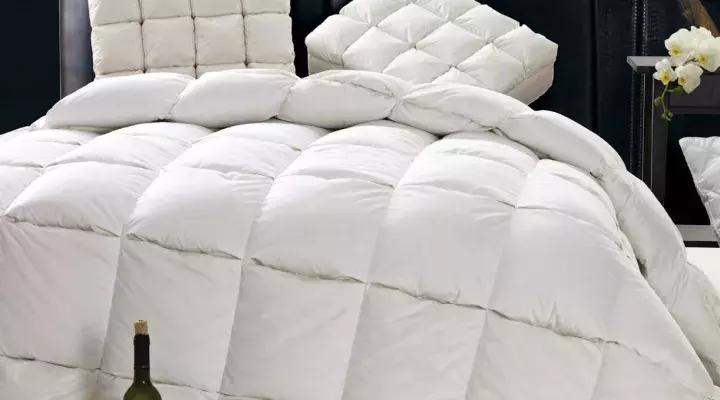 轻柔鹅绒被,鹅绒被是水洗还是机洗