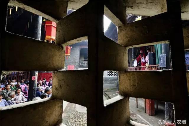 孕育了中华民族,孕育了什么样的文化