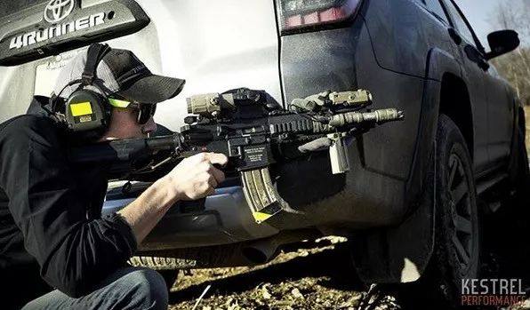 战术卢卡斯完整版,战术教父卢卡斯射击视频