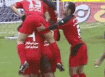 女裁判被袭击集锦,足球女裁判被袭视频