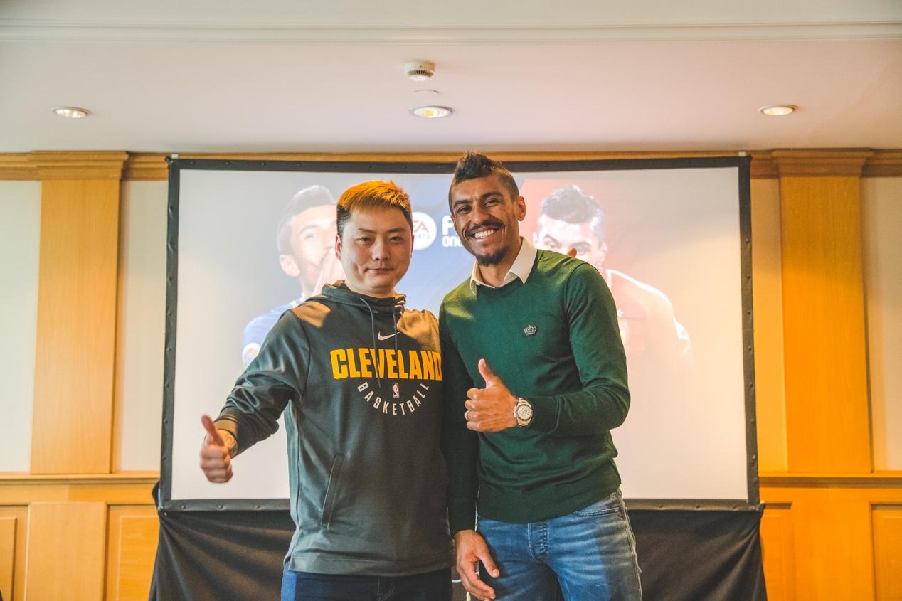 保利尼奥会见神秘中方团直言爱上两款全新足球游戏