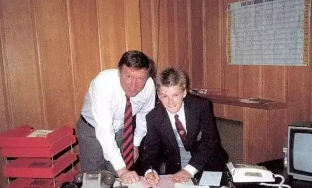 相信我，这一定是朋友圈里最珍贵的照片！