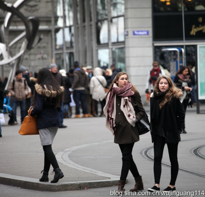 欧洲女性高级感照片高清街拍,清冷美人街拍