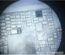 已经摔坏的iphone7p,修复一台报废手机