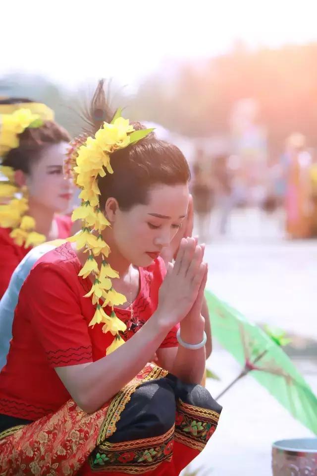 读本专题丨这群老外在芒市：在赛场上奔跑，在美景中流连