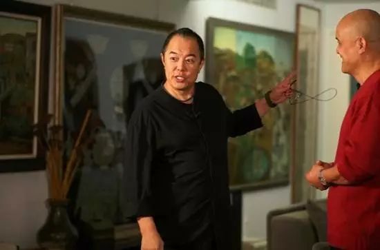 皇阿玛”张铁林”豪宅曝光，一屋子的收藏品究竟价值几何？