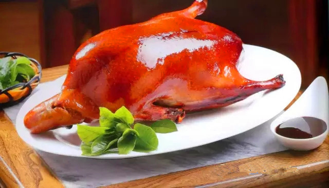 金百万和全聚德哪个好,金百万烤鸭与全聚德烤鸭