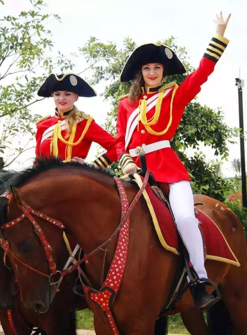 想投食小白虎、赏国际马戏？你有时间，小编有票，周末灵玲走起