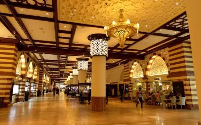 我在全世界最繁华的DUBUIMALL发现时尚女神们最喜欢这样的妆容