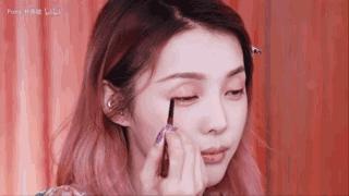 韩国林允妆容教学,裴秀智眼妆画法