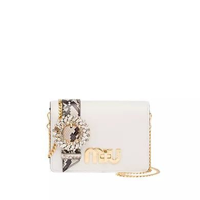 李宁为什么被抢注商标,曾经的国货之光李宁