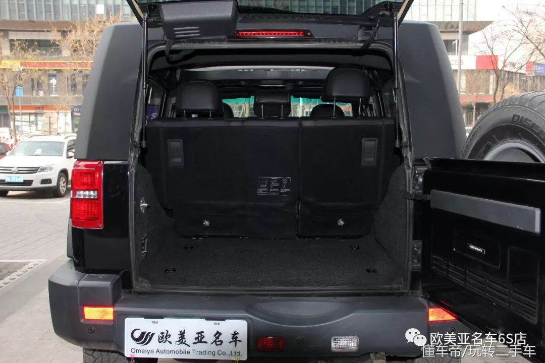 北京jeep越野所有车型bj40l,北汽bj40最高级版的内饰和外观