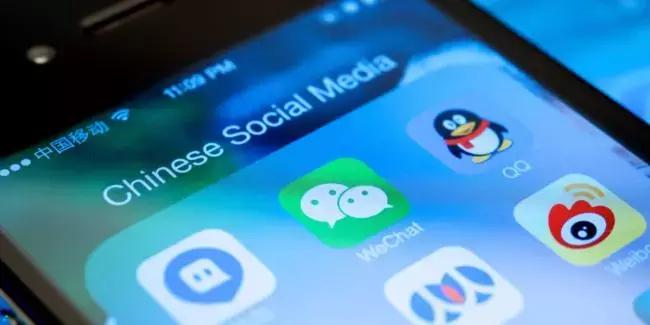 务用微信做外卖或代购!加拿大海关*底卧**随时准备发遣返令!