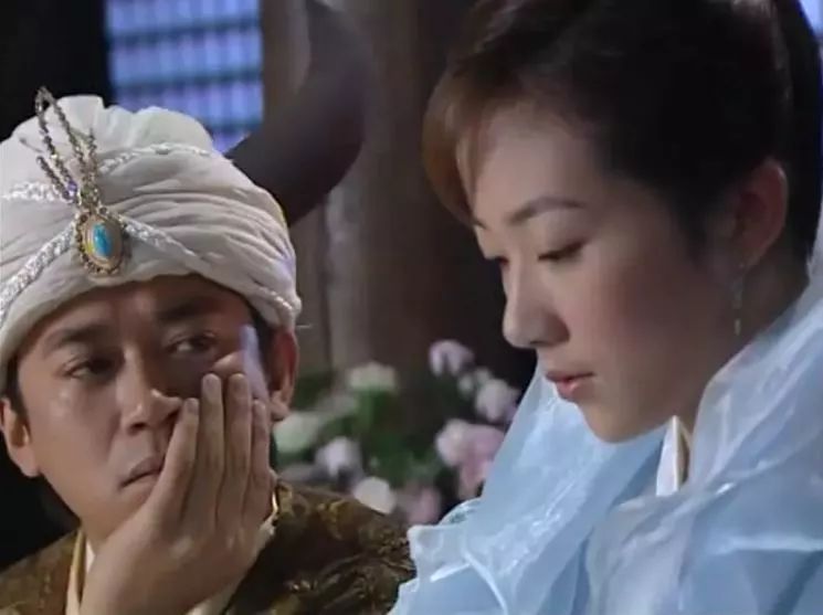 韩雪被撕名牌,韩雪摆脱花瓶标签