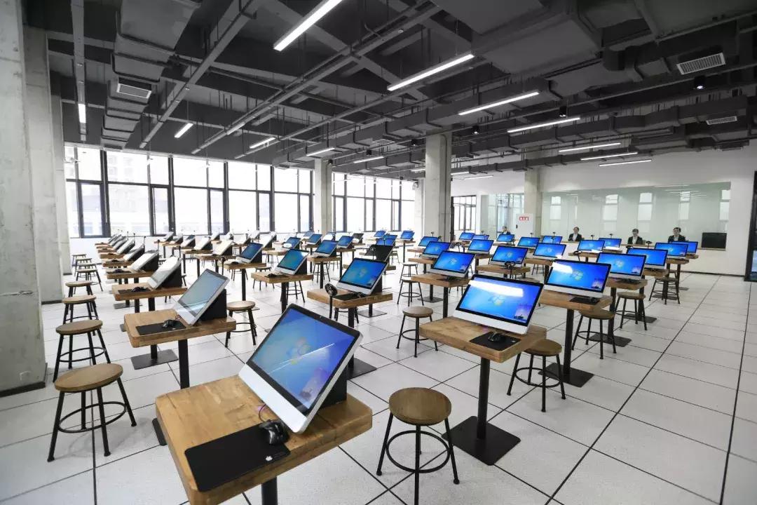 3d真实模拟车,3d实景模拟驾驶体验馆