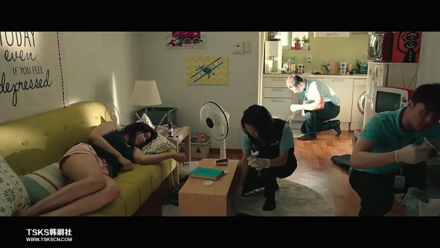 开场15分钟,两个大反转,网友:韩国导演太调皮