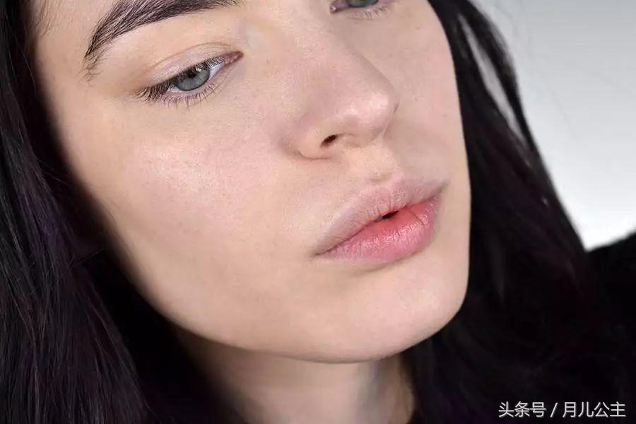 5款春夏唇釉新品盘点，日常与妖艳都在这里｜价位草单