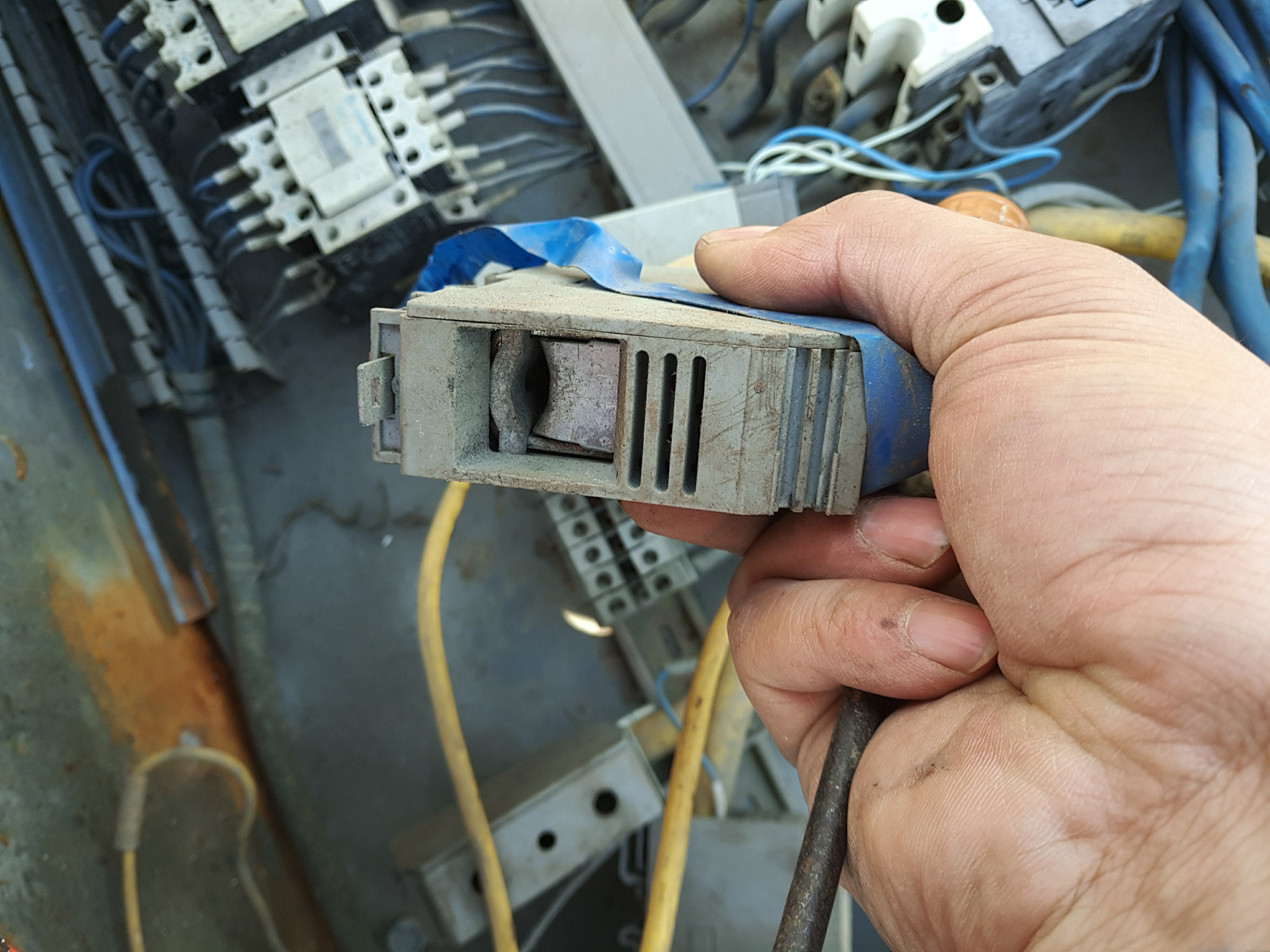 天水213电器集团有限公司怎么样,天水市213电器质量怎么样