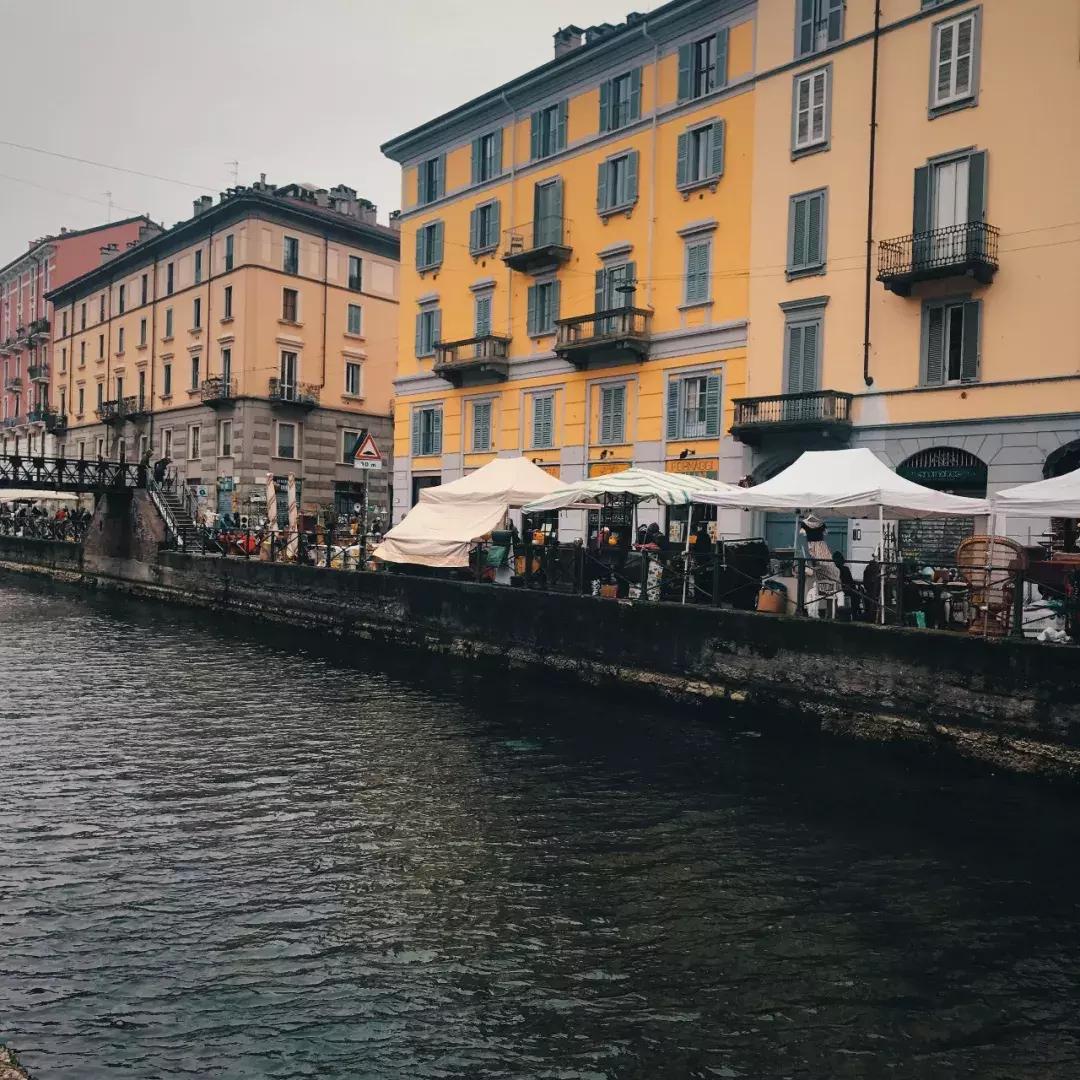 什么方法可以淘到大牌小样,loewe和celine草编包哪个好