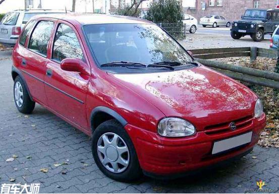 欧宝corsa最新款试驾视频,另类德式小钢炮欧宝corsagsi亮相