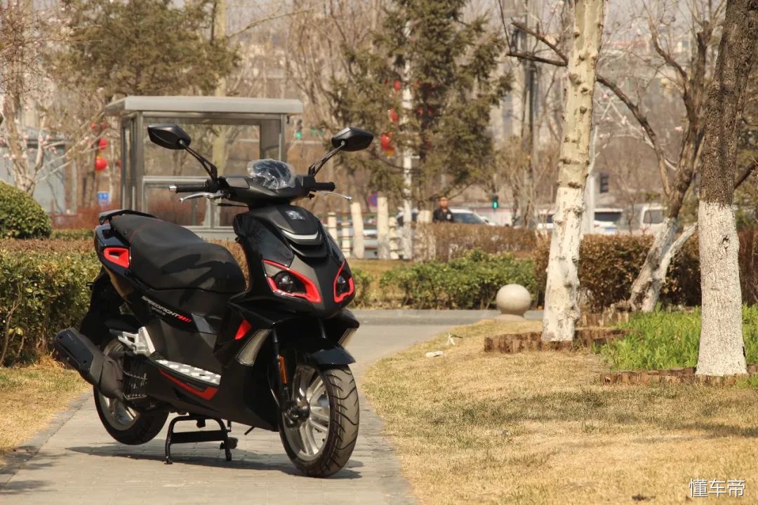 标致125水冷踏板,标致水冷150踏板车测评