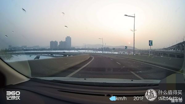 行车记录仪装暗线,行车记录仪专用安装方法