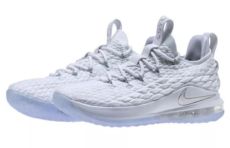 詹15低帮版,詹15高低帮区别