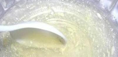 隔壁老奶奶养绿萝，都爬到我家来了！她告诉我绿萝要这么养！