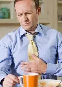 怎样避免胃烧心,别让反酸烧心变成癌