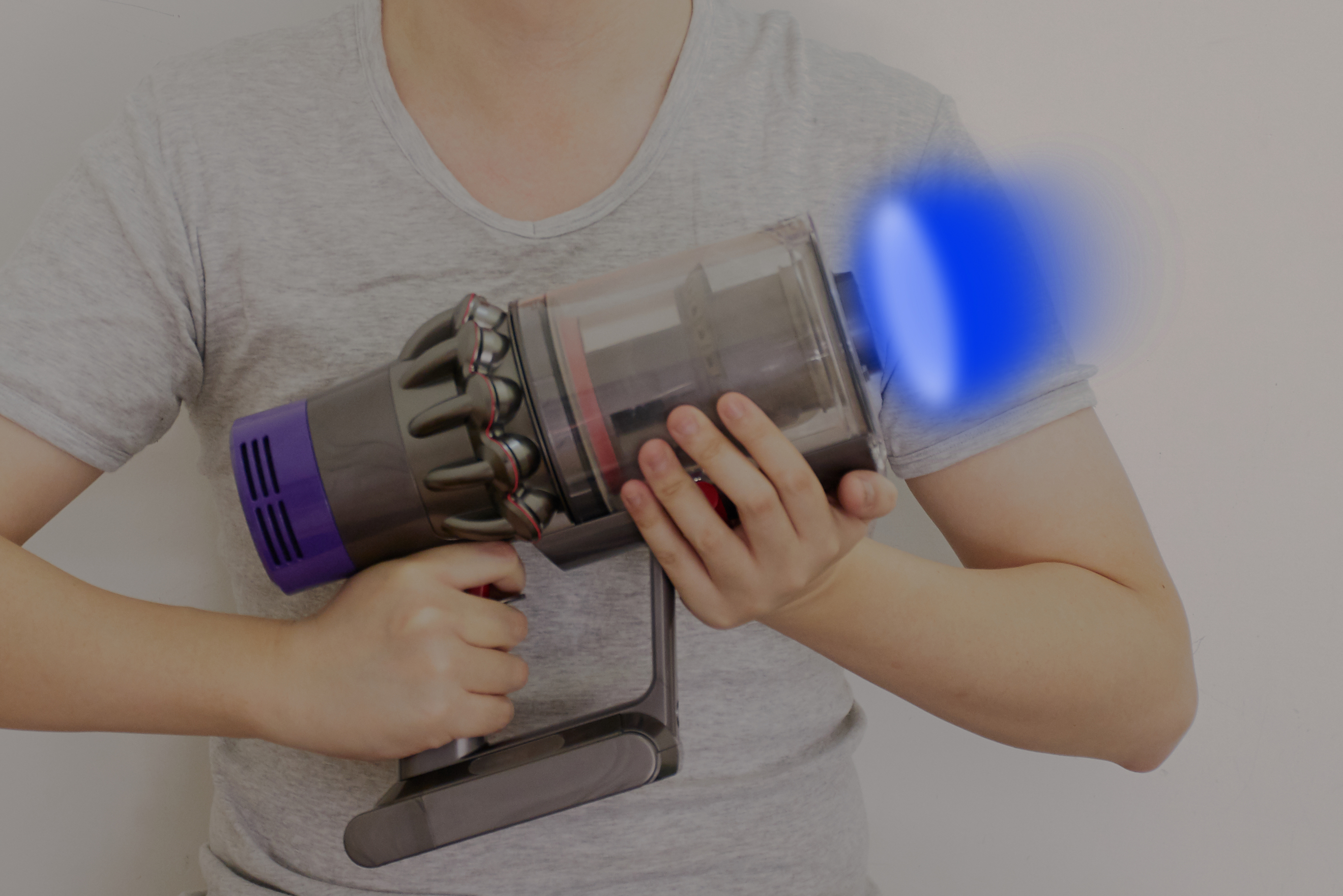 戴森v10高吸力,戴森V10吸尘器测评