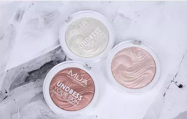 春夏赶紧备起来的美妆好物,开春帮你挑了20双好看单鞋