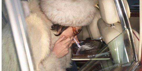 吸毒人员戒毒指南,吸毒人员应当进行什么戒毒