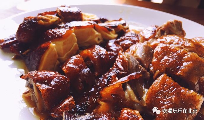 这么low的店，竟然这么多人抢着去吃