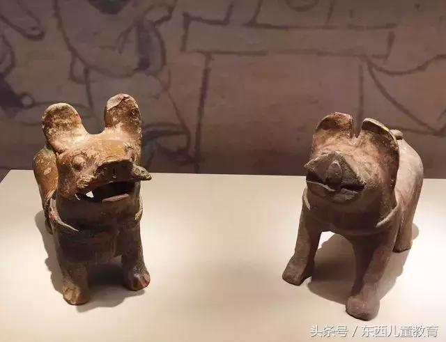 小女孩和她妈妈被狗咬,被自己家小奶狗咬出血要打针吗