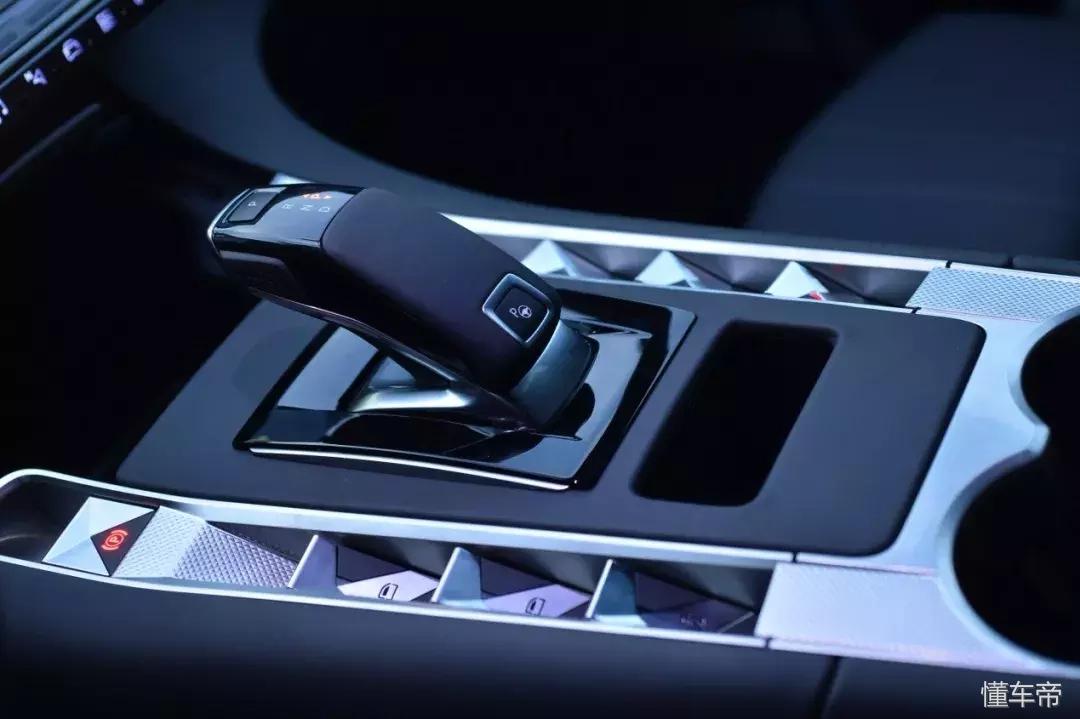 试驾19款ds7,18款ds7歌剧院版试驾