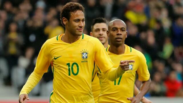 内马尔受伤后重回赛场了吗,内马尔受伤康复视频