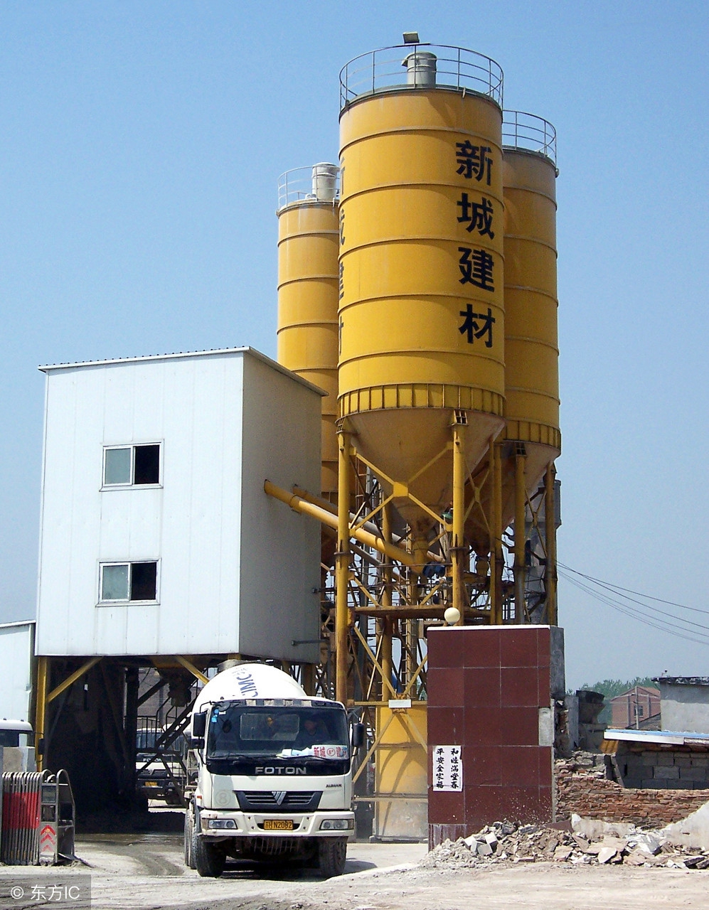 搅拌站混凝土配合比设计原理,沥青混凝土配合比调整