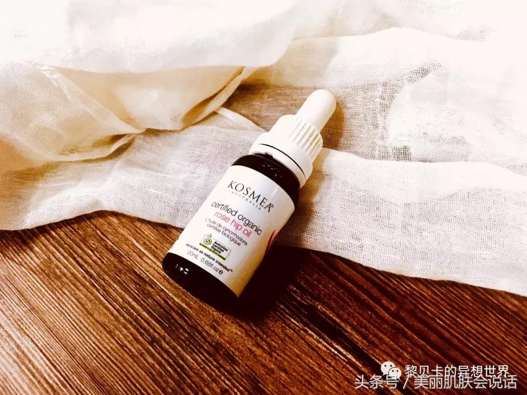 出油毛孔堵塞长闭口痘痘怎么调理,额头和鼻翼爱出油毛孔粗