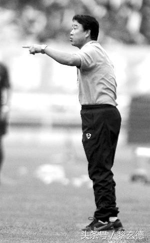 最早请洋帅的企业足球队，遭默契球降级，解散后专注篮球成就辉煌