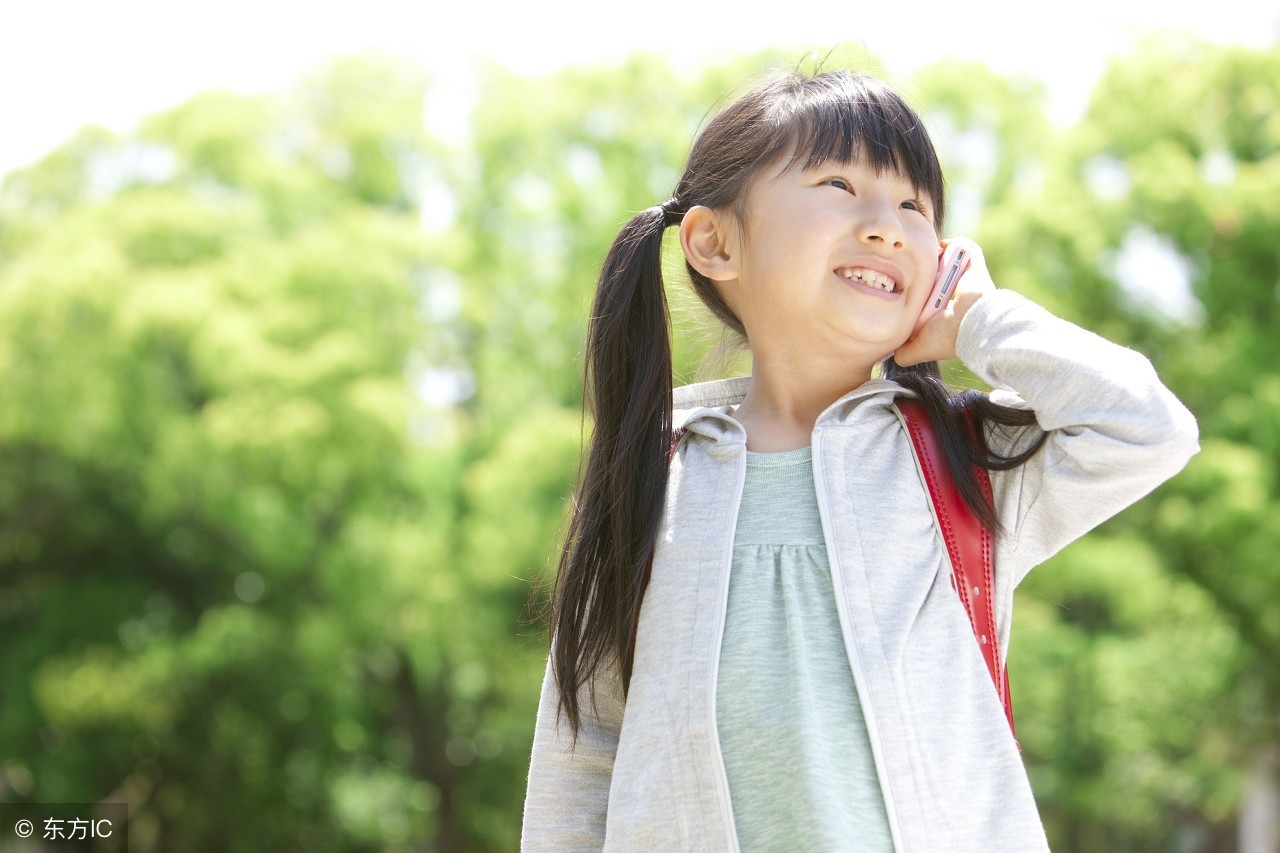 答疑解惑丨发现英语老师发音有误，该如何跟孩子说？