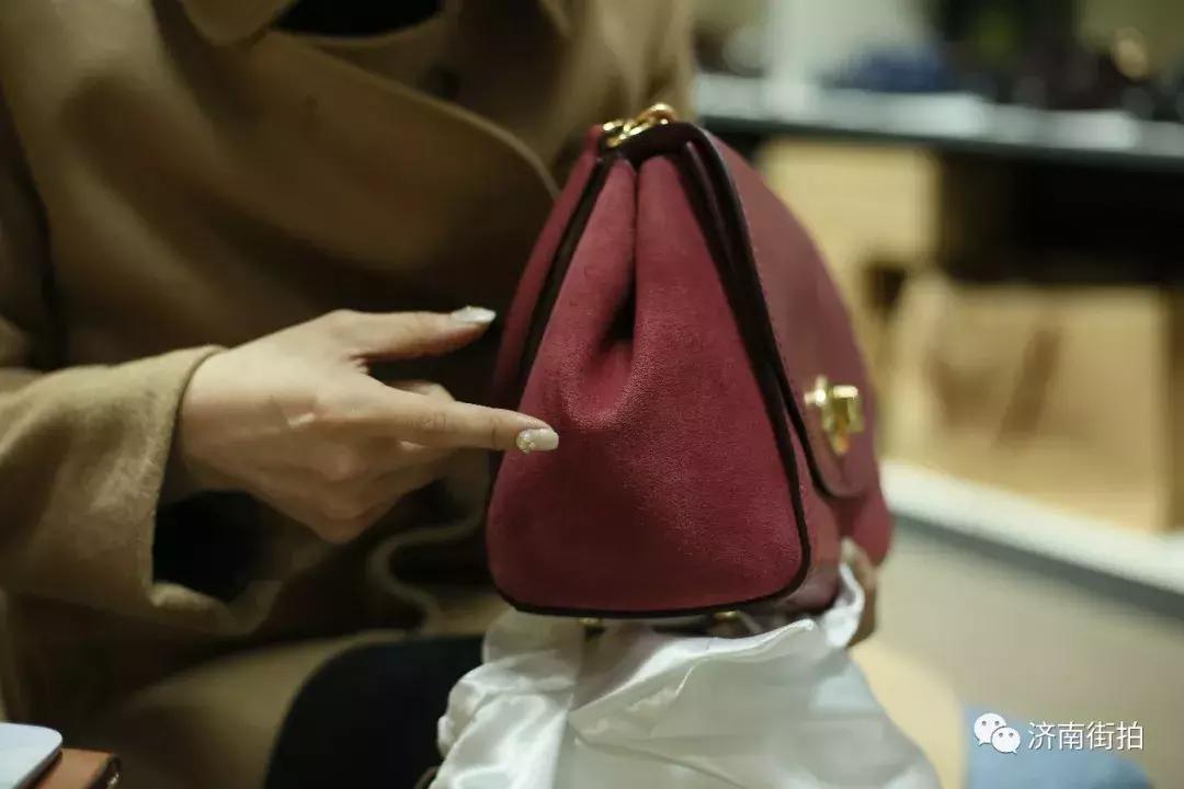 济南一半奢侈品是这家店洗的，店主透露了些让你瞠目的秘密……